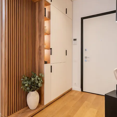 Apartment Downtown Scandinavian Igloo With Jacuzzi&garden
