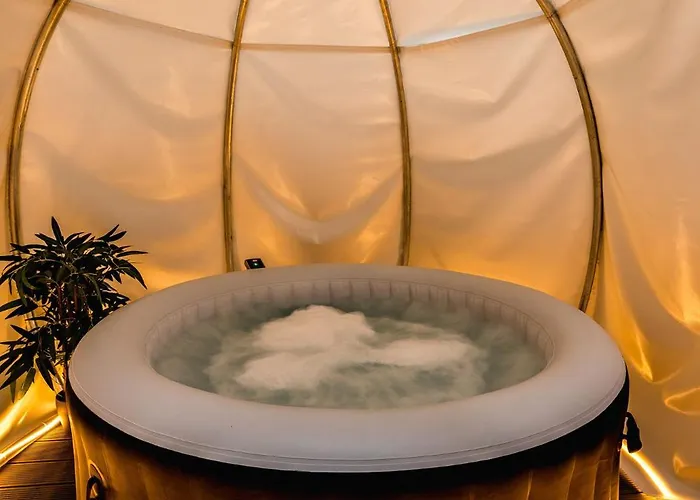 Urban Deluxe Igloo With Jacuzzi&garden *