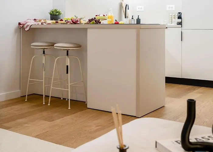 Apartamento Urban Deluxe Igloo With Jacuzzi&garden Bucareste