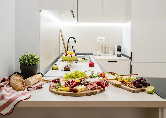 Urban Deluxe Igloo With Jacuzzi&garden Apartamento Bucareste