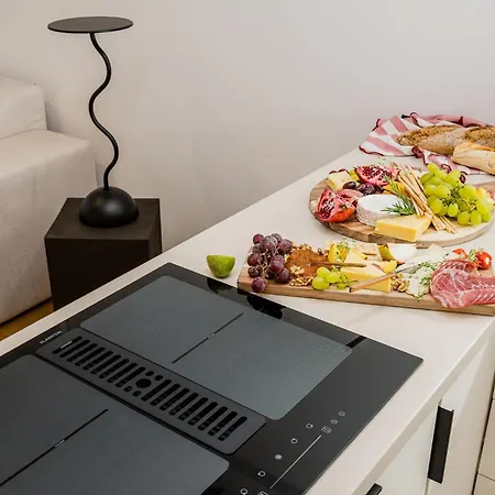 Urban Deluxe Igloo With Jacuzzi&garden Apartment Bukarest