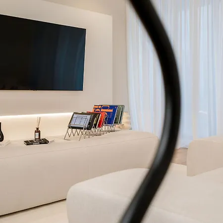 Urban Deluxe Igloo With Jacuzzi&garden * Bukarest