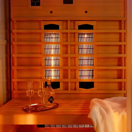 Urban Deluxe Igloo With Jacuzzi&garden Bucarest
