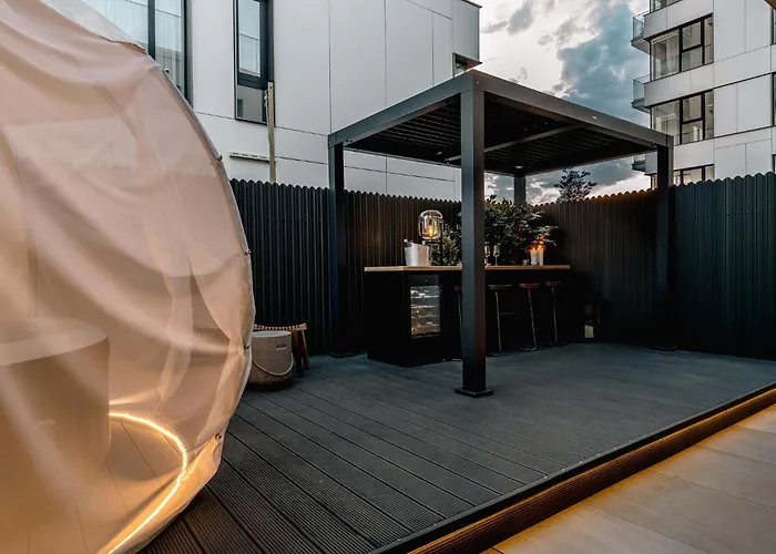 Urban Deluxe Igloo With Jacuzzi&garden * Bucharest