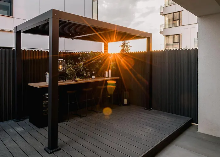 Urban Deluxe Igloo With Jacuzzi&garden Apartment Bucharest