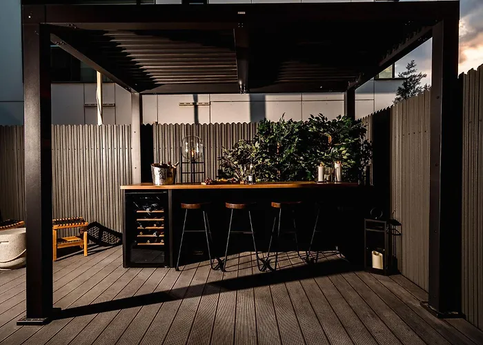 Apartment Urban Deluxe Igloo With Jacuzzi&garden Bukarest