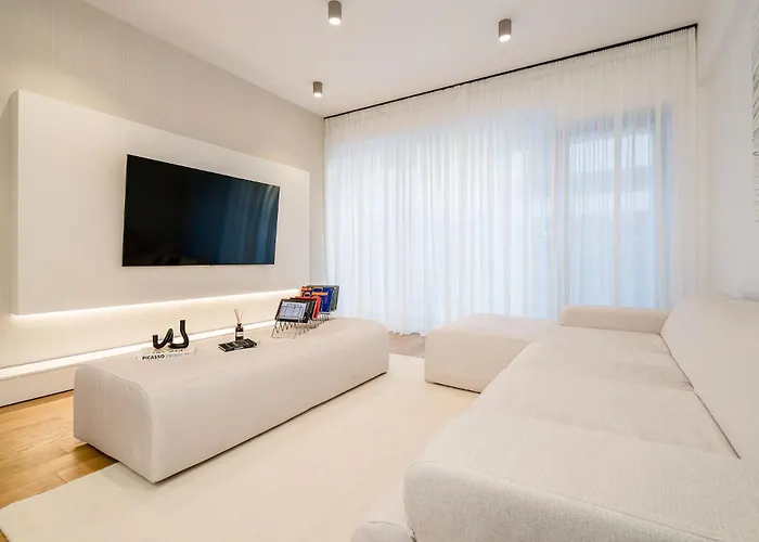 Urban Deluxe Igloo With Jacuzzi&garden * Bukarest